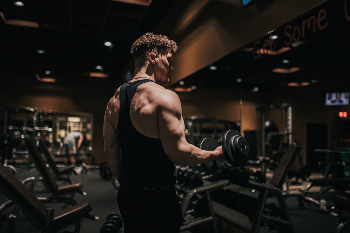 Tracking nutrition data and performance metrics